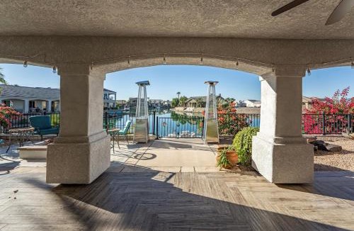 Fort Mohave House | Lake House