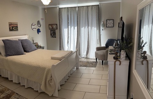 Litchfield Park House | Lakehouse in Old Litchfield Park