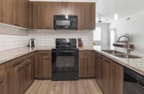 Arrowhead Ranch Apartment | Landing | Amazing 1BD, Gym