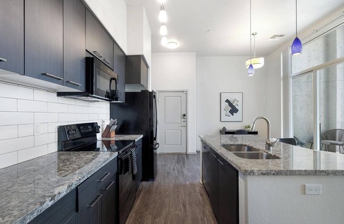 Arrowhead Ranch Apartment | Landing | Chic 1BD, Gym