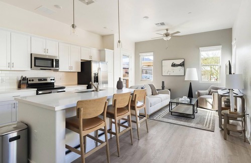 Oro Valley Apartment | Landing | Modern 1BD, Pool