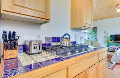 Mesilla Park Apartment | Las Cruces Studio ~ 3 Mi to NMSU!