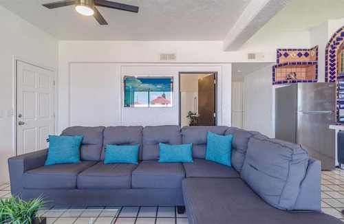 Centro House | Las Gaviotas 436 Mid-century Ocean View Apartment
