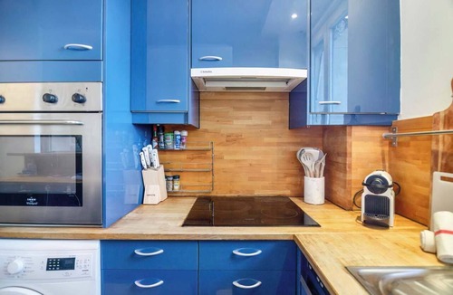 Passy Apartment | Le Panorama Eiffel - Tower Views
