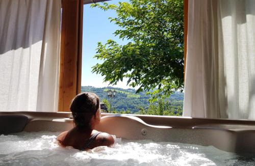 Castelnau-de-Mandailles Bed & Breakfast | Les Hôtes du Lac, Chambres et tables d'hôtes