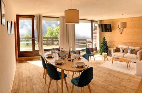Plan Peisey Apartment | Light bright apartment for 6 people in a great location close to the slopes