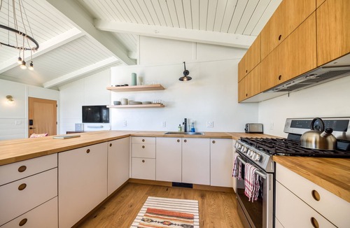 Idyllwild House | Light & bright cabin with large deck, private hot tub & gorgeous views