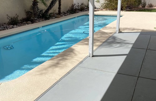 South Scottsdale House | Located in the heart of Scottsdale, with the walking distance to restaurants