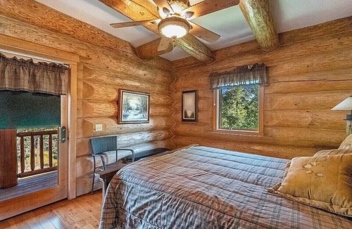 Angel Fire House | Log Home w/50 private acres in Angel Fire/Infrared Sauna