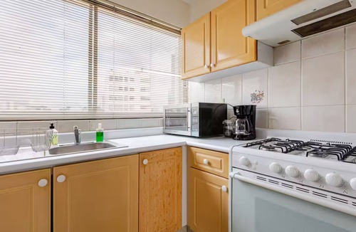 Benito Juarez Apartment | LOlive Sunny PH. 3 min WTC. 8px/4BD/3BT/8 beds.