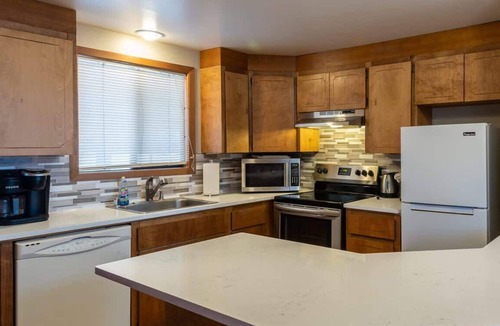 Whitefish Condo | Lost Trail Mountain Escape 103