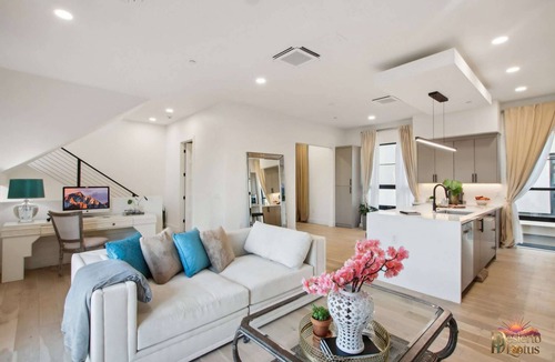 New Papago Parkway Condo | 🏜️🌵 Lotus N-Miller Rd 🌵🏜️
