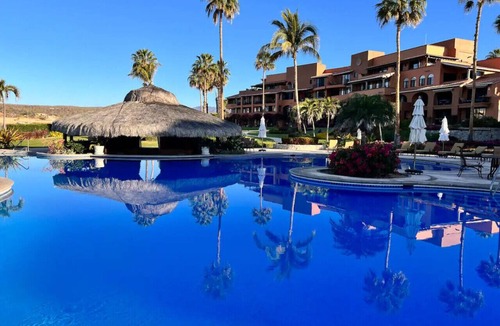 San Jose del Cabo Condo | Lovely Beachfront 1BR Condo at Casa Del Mar