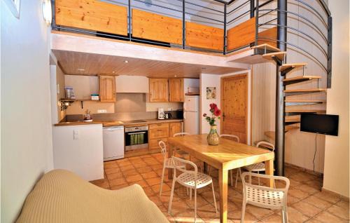 Raphele-les-Arles House | Lovely Home In Raphèle-Lès-Arles With Wifi
