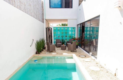 Merida Villa | Lovely Modern 3BR Villa, own Pool, 200m from the Beach!