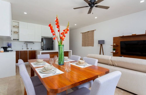 Puerto Aventuras Apartment | Lujoso departamento con alberca ¡5 min de la playa!