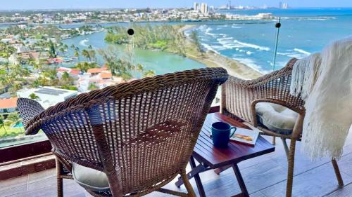 Boca del Rio Apartment | Lujoso Penthouse con alberca vista increíble al Mar y Rio en el Estero