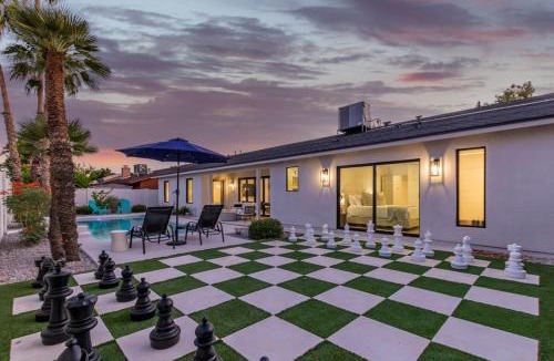 Trail West House | LUX Family Retreat-FREE Htd Pool-3 En-Suites