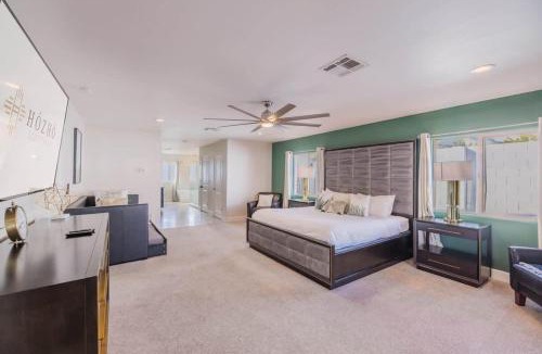 Paradise Valley Village House | Luxe Resort Retreat