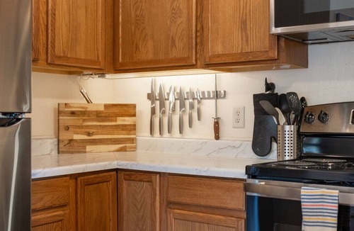 Williams Condo | Luxurious Comfort w/Coffee Bar & EV Charger