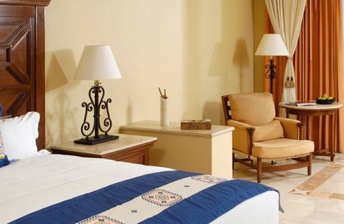 Paraiso Escondido Resort | Luxurious Ocean View Suite