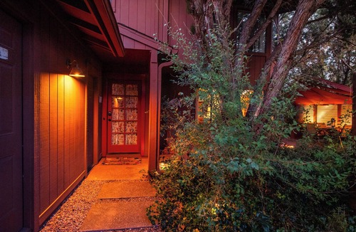 West Sedona House | Luxurious Sedona Home with Sauna and Hot Tub