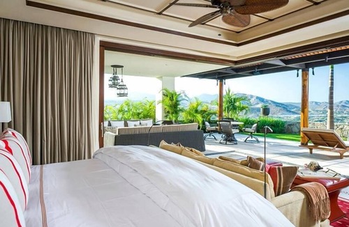 San Jose del Cabo Villa | Luxurious Six Bedroom Villa with views of Sea of Cortez