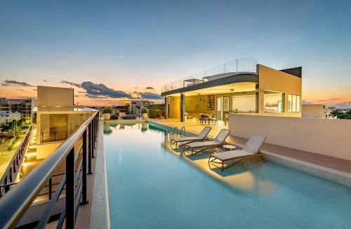 Zazil-ha House | Luxury 2BR 2BA Ocean view 200m from beach