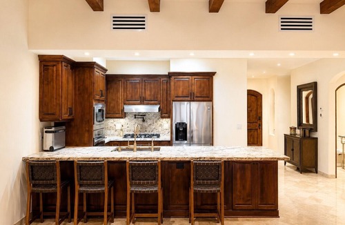 Buzzards Apartment | Luxury Baja Retreat with Oceanview & Beach Access