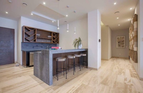 La Paz Apartment | Luxury bayfront condo with panoramic views!