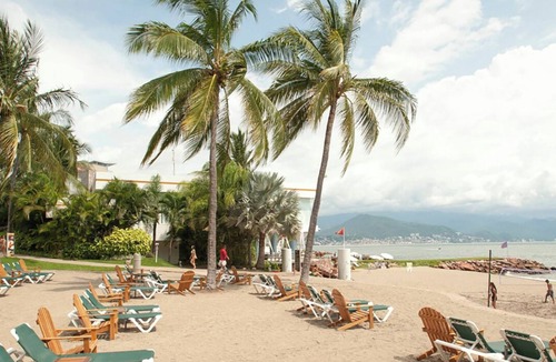 Marina Vallarta Resort | Luxury Beach Resort Master Room/Studio Mayan Palace at Vidanta, 2 Adults+2 Kids