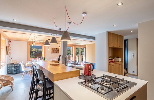 Les Tines Ski Chalet | Luxury chalet in Chamonix, 5 bedrooms for 10 guests