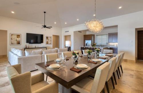 Los Cabos House | Luxury Coastal Retreat - Pool & World-Class Golf