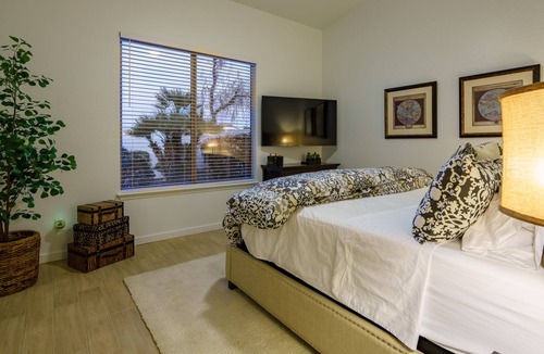 Arabian Crest House | Luxury Home! Heated Pool! Minutes from Mayo Clinic