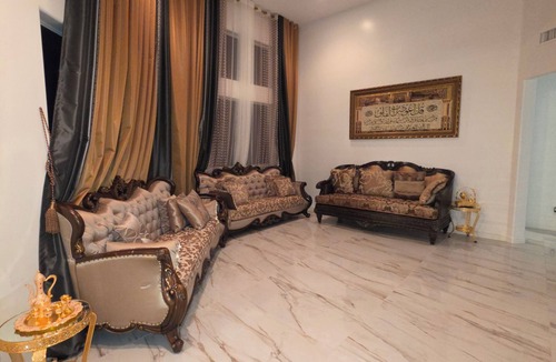 Fountain Hills Villa | Luxury Marble Estate w/Grand Ceilings,Designer Interiors & Elegant Living Spaces