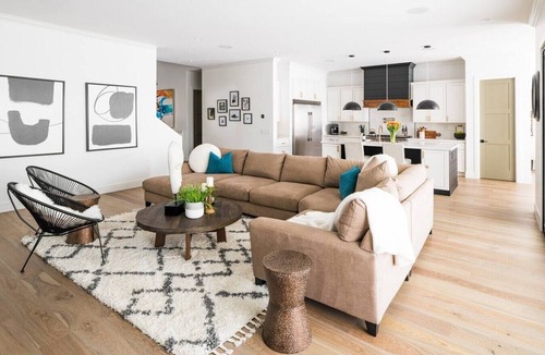 Park Scottsdale Nine Apartment | Luxury Oasis~3.5mi from Scottsdale~Pool~Game Rm