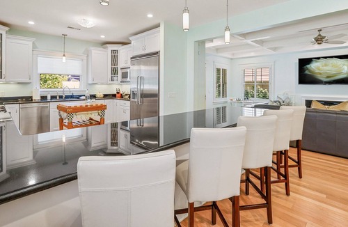 Flagstaff House | Luxury on Birch: Walk to Downtown Flag!
