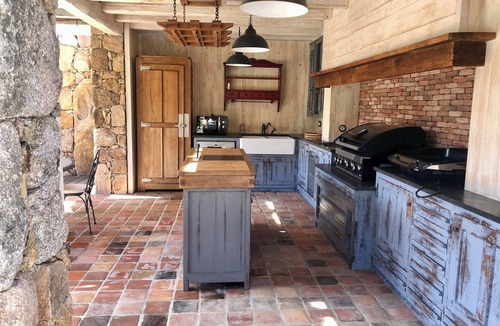 Figari House | Luxury sheepfold with swimming pool and summer kitchen between bonifacio and porto vecchio