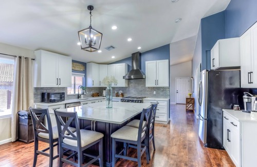 Casas Adobes House | Luxury Stay w/Private Pool, Chef Kitchen, Near Golf & Dining, Premium Bedding