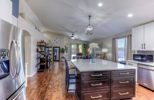 Casas Adobes House | Luxury Stay w/Private Pool, Chef Kitchen, Near Golf & Dining, Premium Bedding