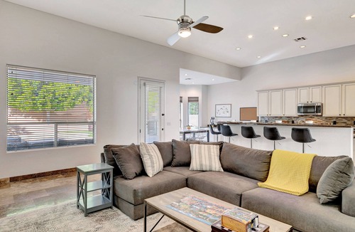 Arabian Crest House | LUXURY Sunny Days Scottsdale! Great Location+ Heated Saltwater Pool!