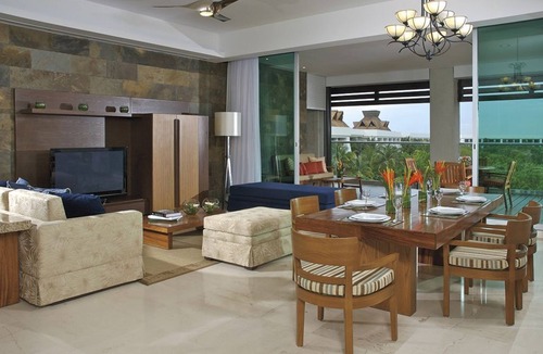 Villa Juarez Villa | Luxury Vacation Villa
