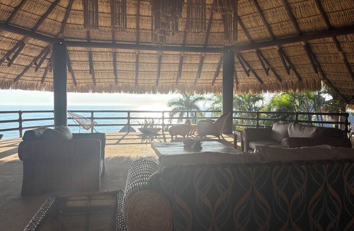 Santa Maria Huatulco House | Luxury Villa in Residential Conejos with private pool and rooftop