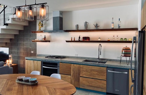 Esterito House | Lyla's Casita