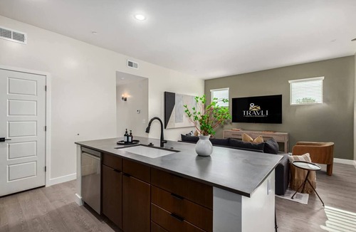 North Scottsdale Condo | Macallister 2006|Close to Golf|Htd Pool|BBQ