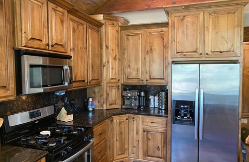 Torreon Cabin | Magical Torreon Treehouse w/Arcade on Golf Course