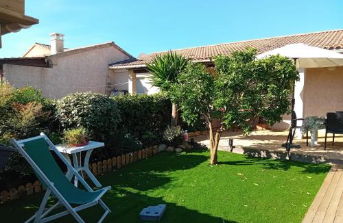 Cervione House | Maison bord de mer a Cervione dans résidence Torra Mare à 20221 Prunete avec piscine collective copropriétaires et matériels de ventilateur dans toutes les pièces