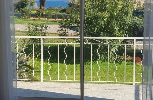 San-Giuliano Villa | Maison Individuelle, Proche Plage, sur Grand Terrain Arboré