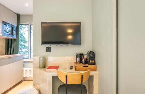 Grenelle Apartment | Maison Letellier - Charming Studio - Eiffel Tower