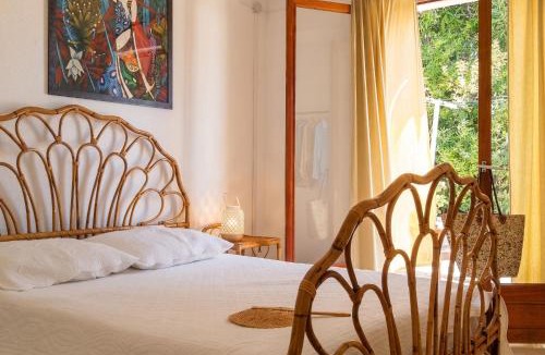 Marine de Saint Ambroggio House | Maison Vue Mer à Lumio avec Terrasse et Jardin Clos